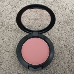 NIB MAC Blush